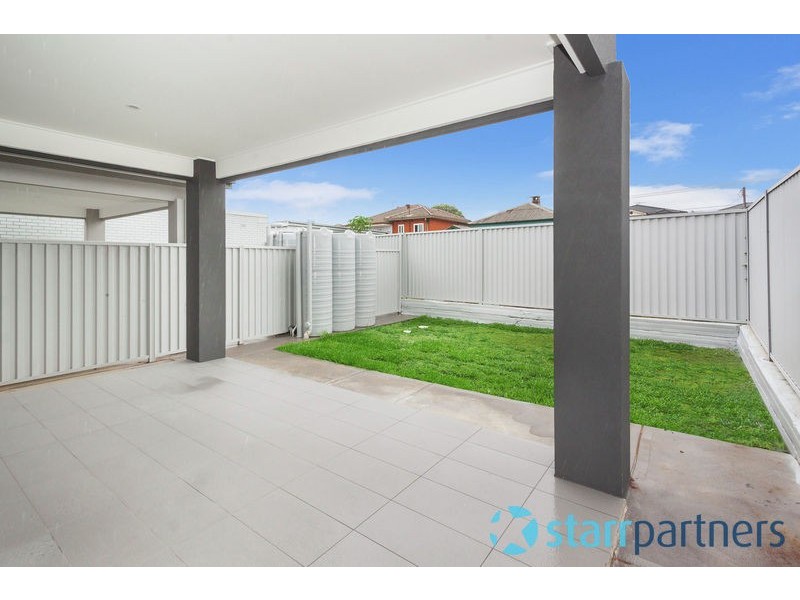 32 Madeline Street, Fairfield West NSW 2165