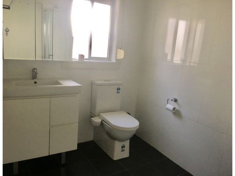 323 Clyde St, Granville NSW 2142