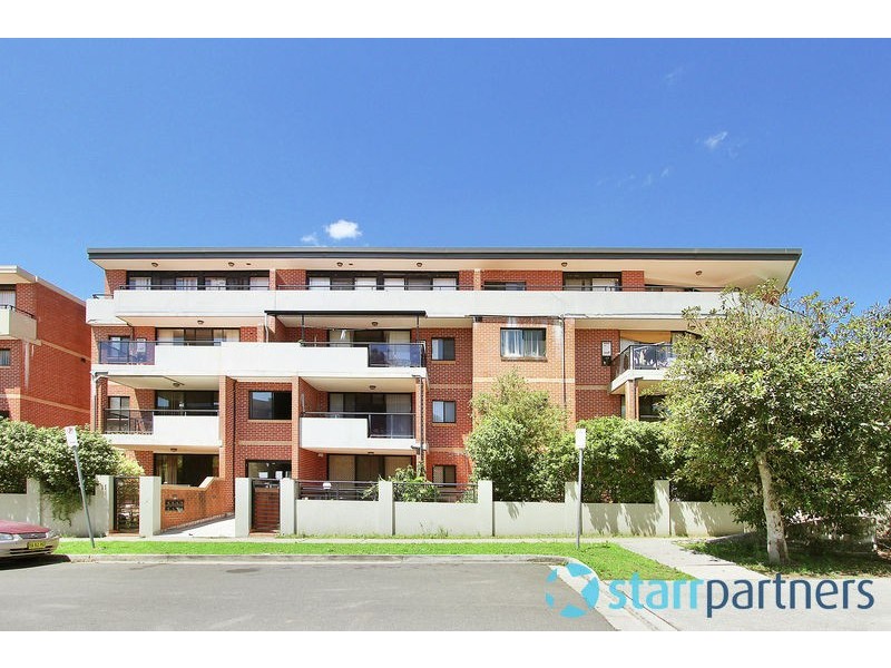14/7-11 Kitchener Ave, Regents Park NSW 2143