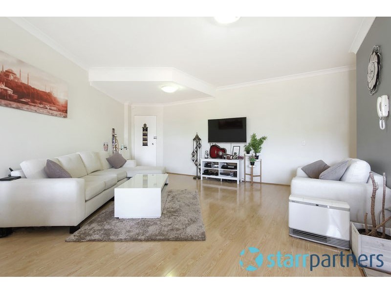 14/7-11 Kitchener Ave, Regents Park NSW 2143