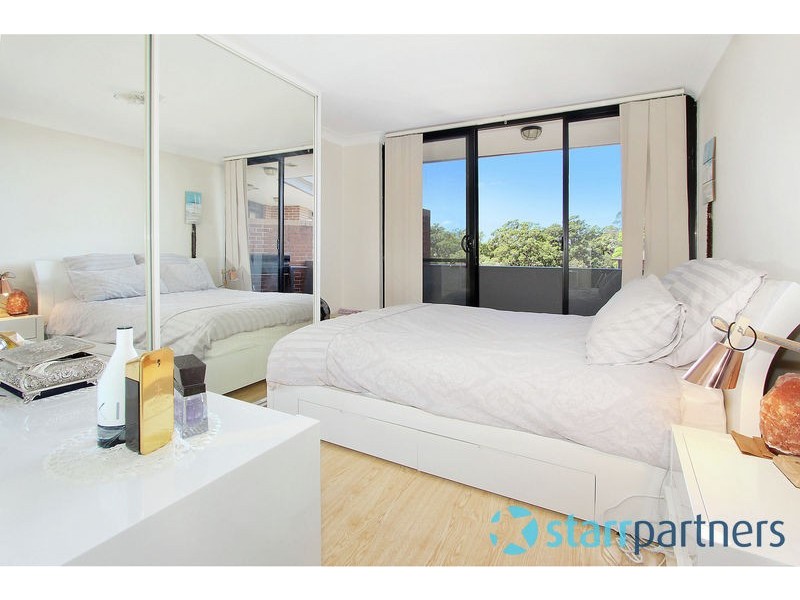 14/7-11 Kitchener Ave, Regents Park NSW 2143