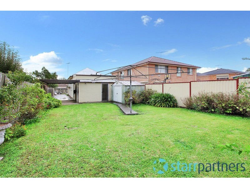 9 Sixth Ave, Berala NSW 2141