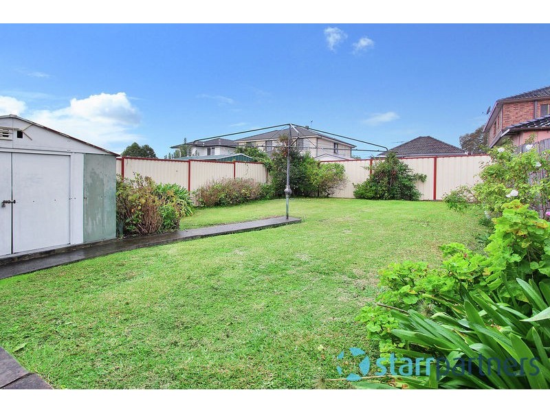 9 Sixth Ave, Berala NSW 2141