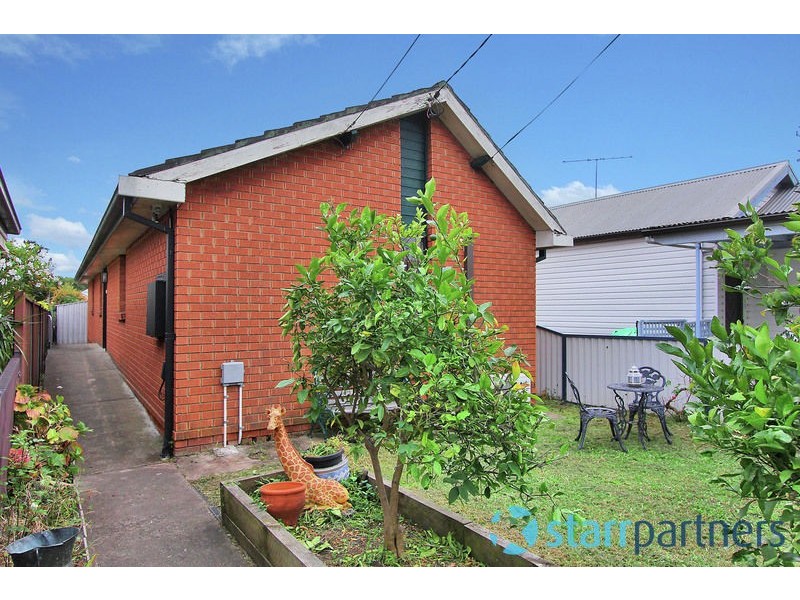 16 Yillowra St, Auburn NSW 2144