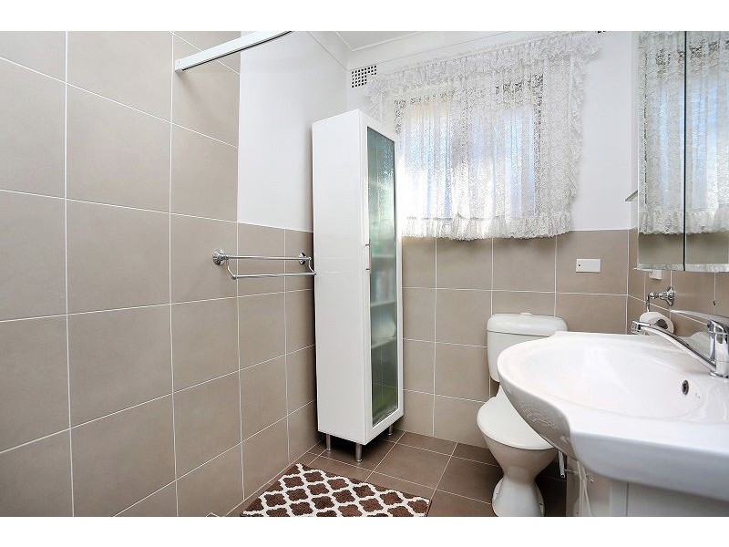 4/42 Northumberland Rd, Auburn NSW 2144