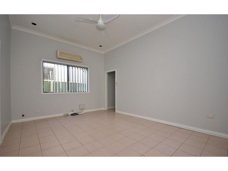 25 Mona St, Auburn NSW 2144