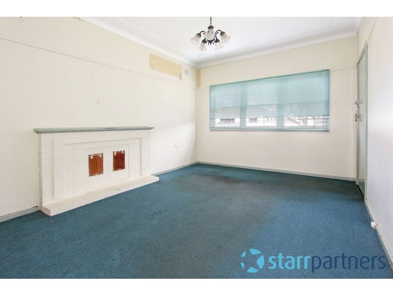 12 Gazzard St, Birrong NSW 2143