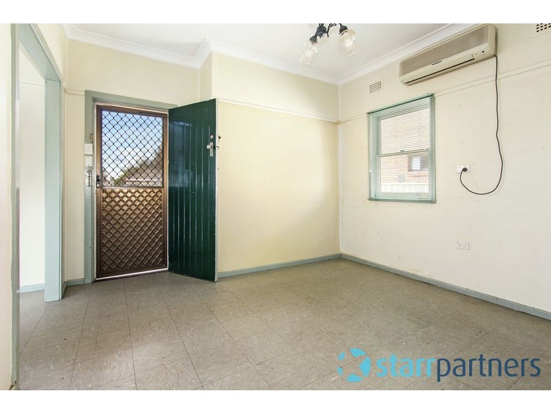 12 Gazzard St, Birrong NSW 2143