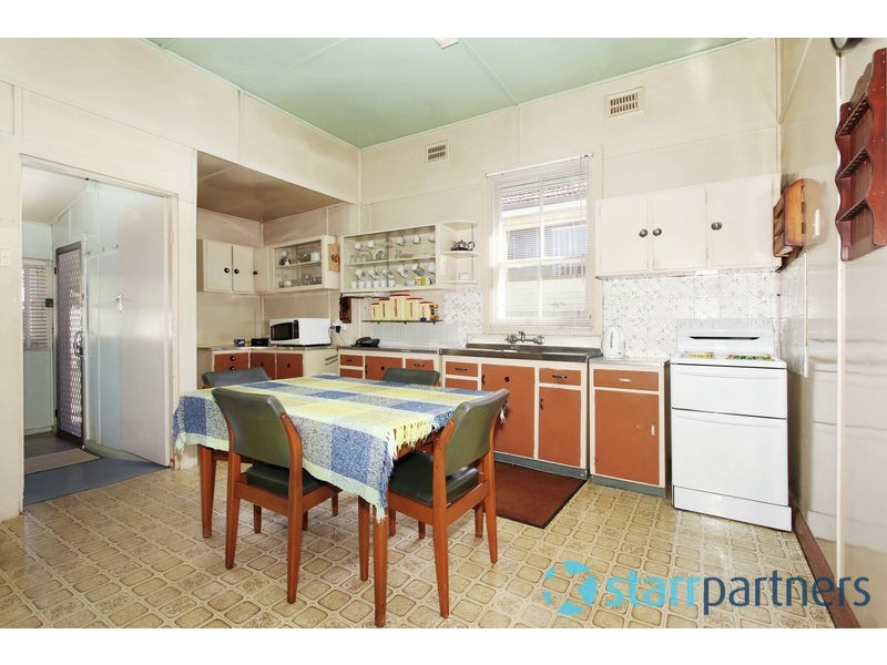 26 Crossland St, Merrylands NSW 2160