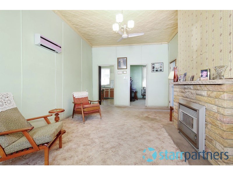 26 Crossland St, Merrylands NSW 2160