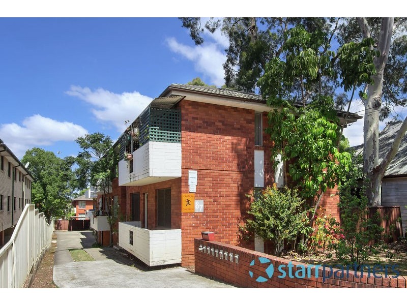 2/87 Station Rd, Auburn NSW 2144