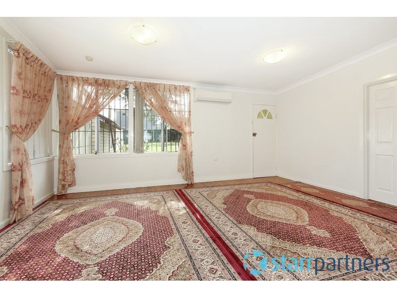 62 Wellington Rd, Auburn NSW 2144