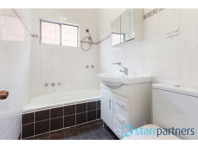 62 Wellington Rd, Auburn NSW 2144