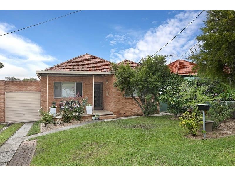 21 Dorothy St, Chester Hill NSW 2162