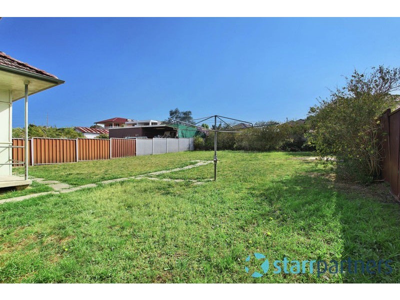 146 Robertson St, Guildford NSW 2161