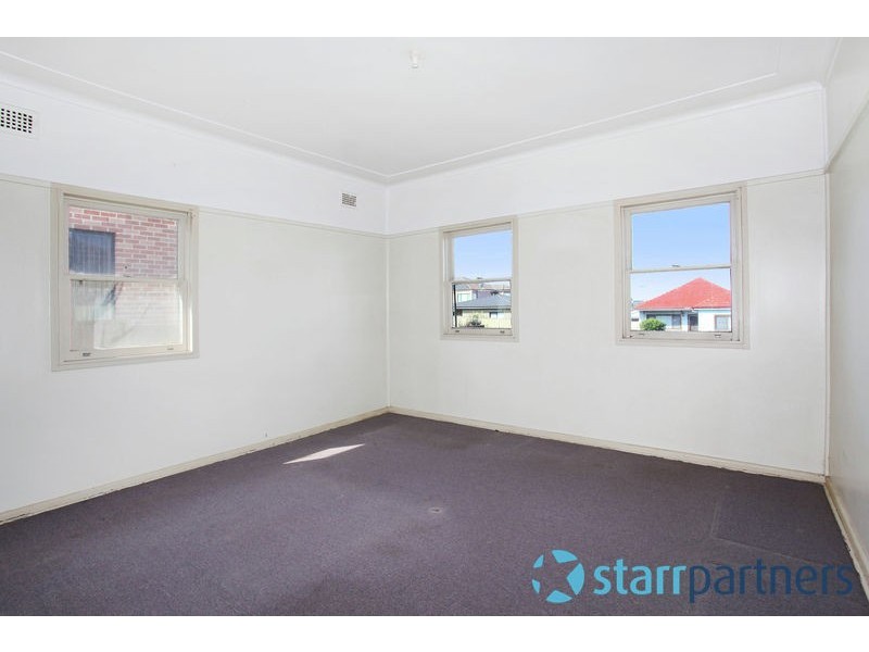 146 Robertson St, Guildford NSW 2161
