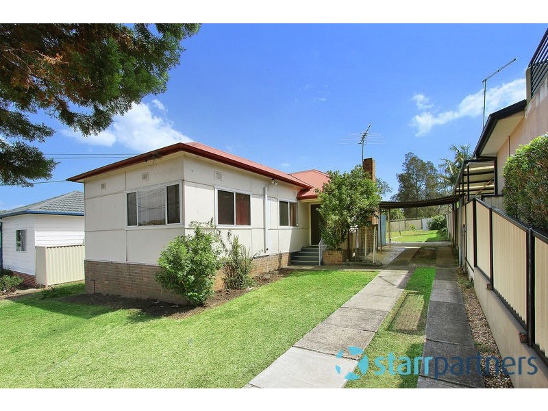 16 Campbell Hill Rd, Guildford NSW 2161