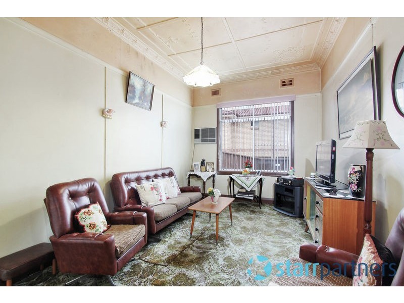 51 Harrow Rd, Auburn NSW 2144