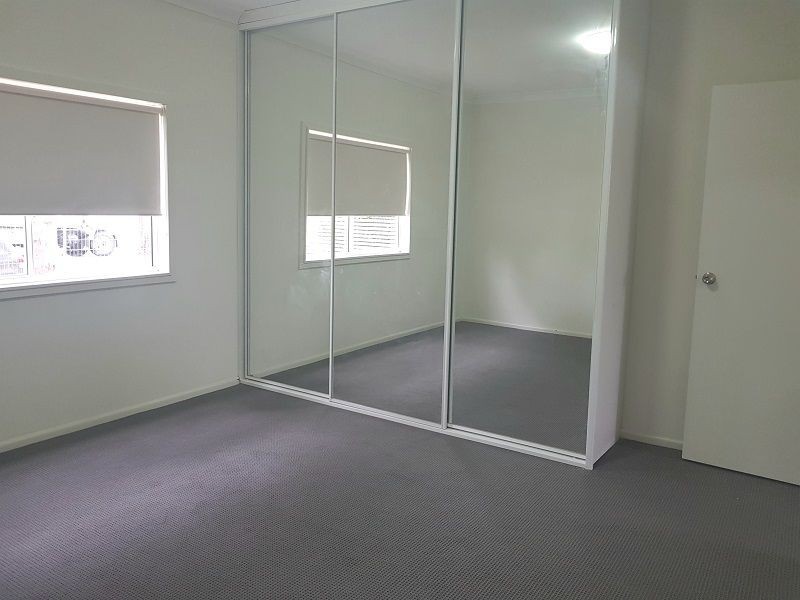 8 Dellwood St, Granville NSW 2142