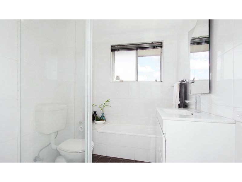 9/145 Pitt St, Merrylands NSW 2160