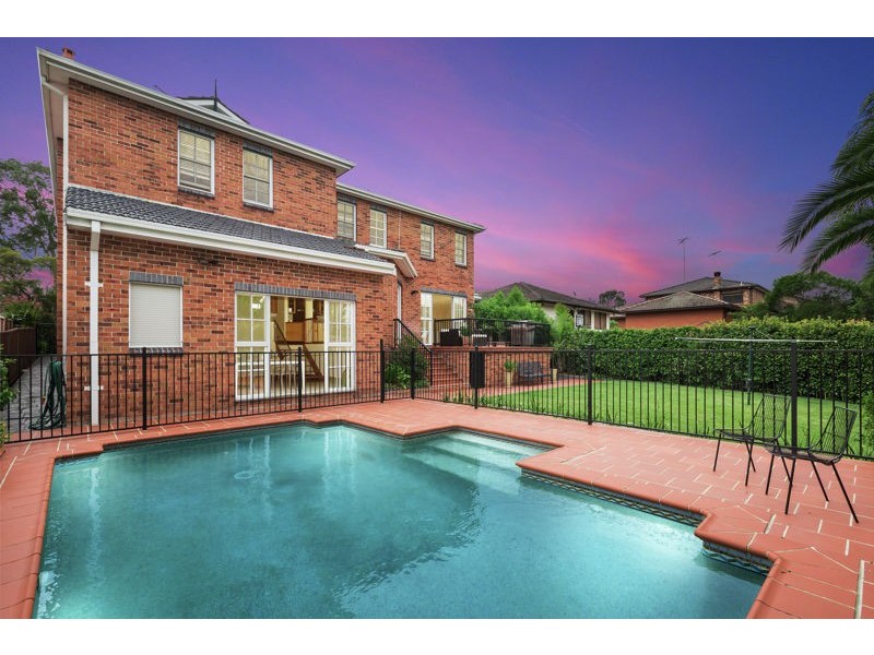 85 Flinders Rd, Georges Hall NSW 2198