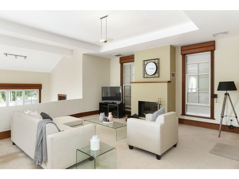 85 Flinders Rd, Georges Hall NSW 2198