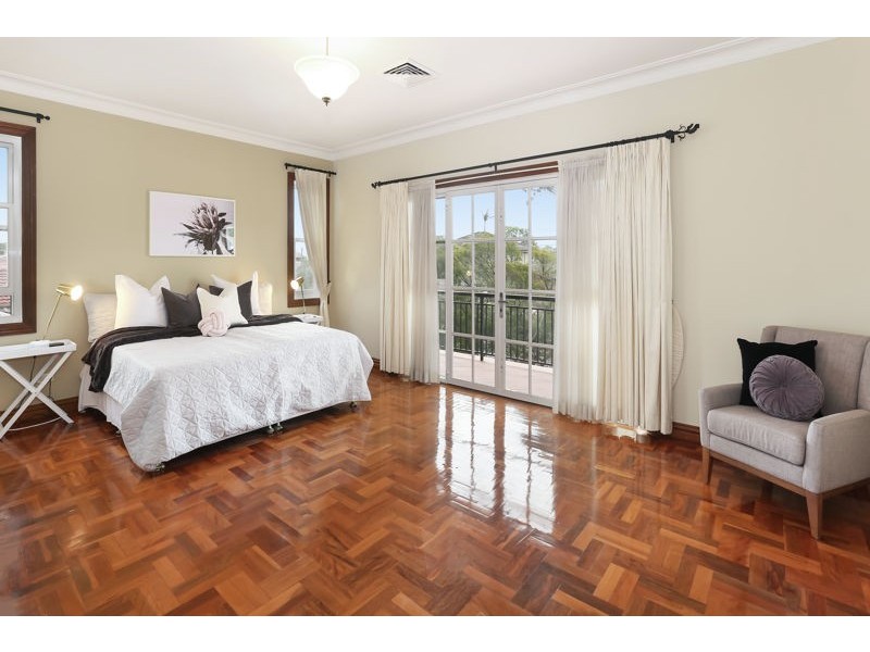 85 Flinders Rd, Georges Hall NSW 2198