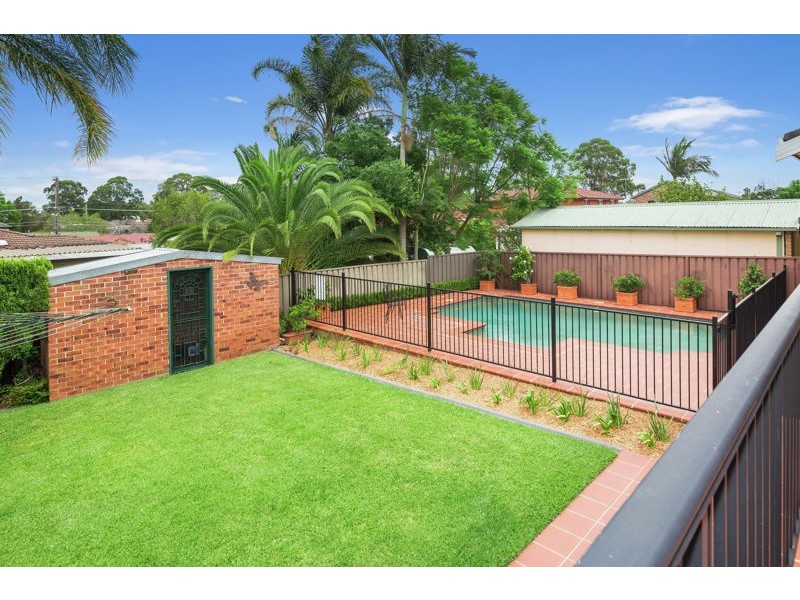 85 Flinders Rd, Georges Hall NSW 2198