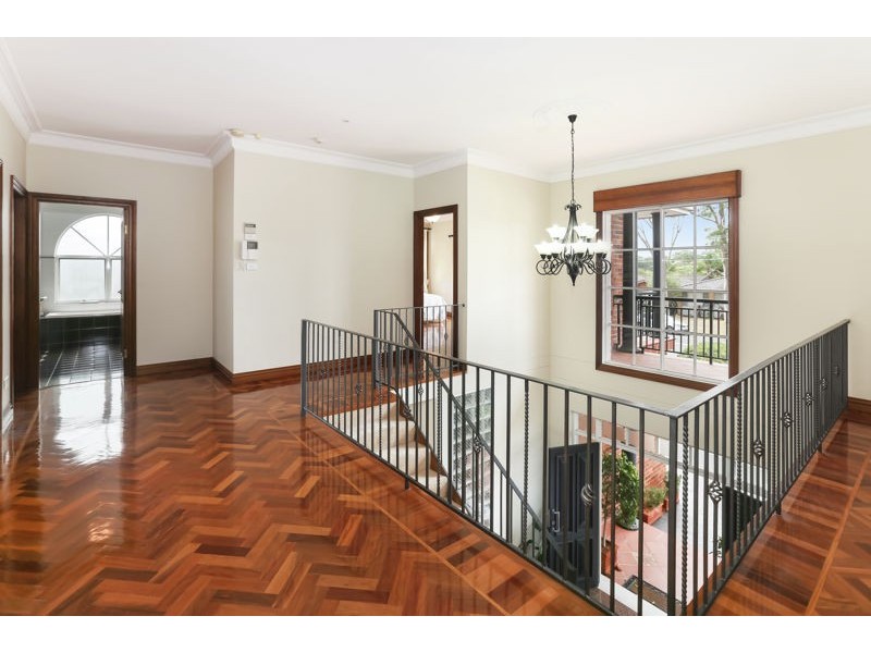 85 Flinders Rd, Georges Hall NSW 2198