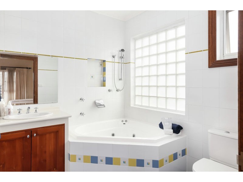 85 Flinders Rd, Georges Hall NSW 2198