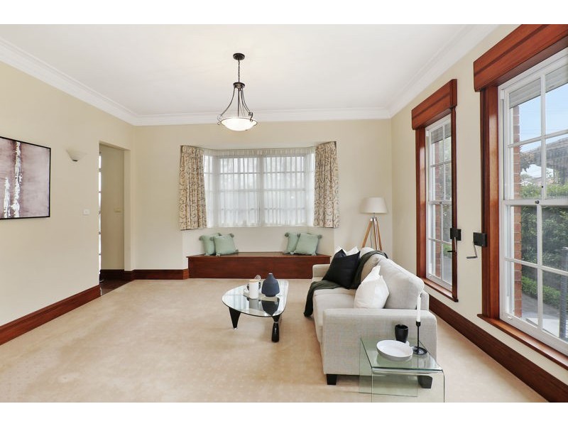 85 Flinders Rd, Georges Hall NSW 2198