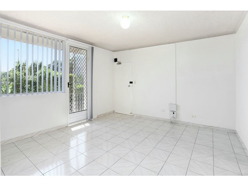 2/88 Regent Street, Regents Park NSW 2143