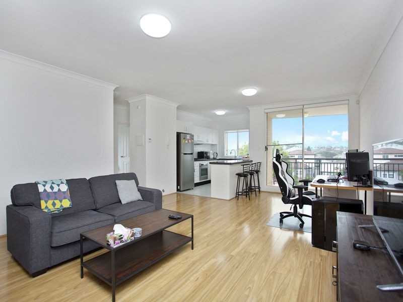 12/23-27 Amy St, Regents Park NSW 2143