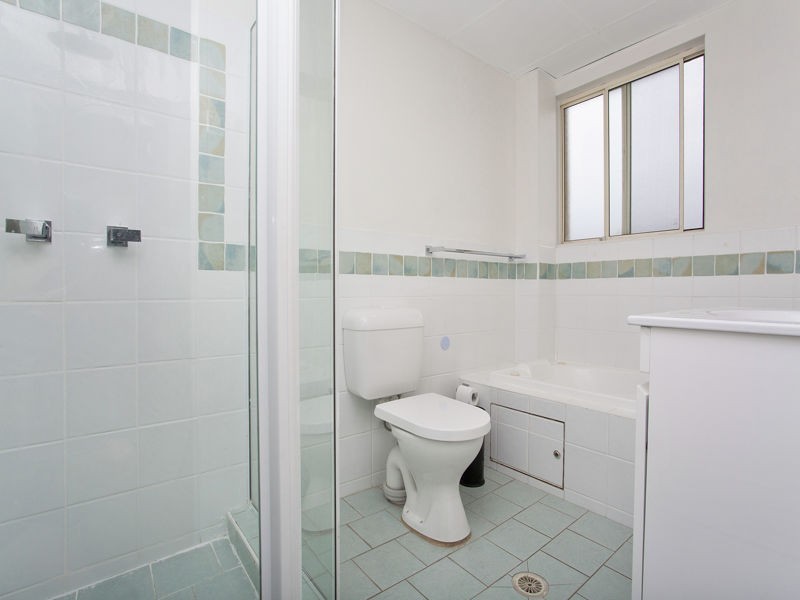 12/23-27 Amy St, Regents Park NSW 2143