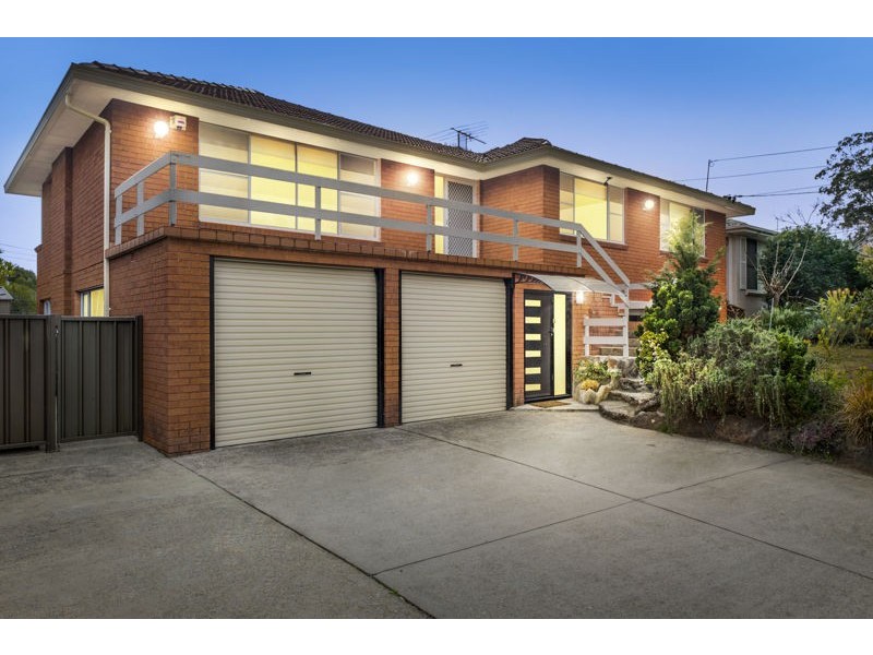 11 Harden Crescent, Georges Hall NSW 2198