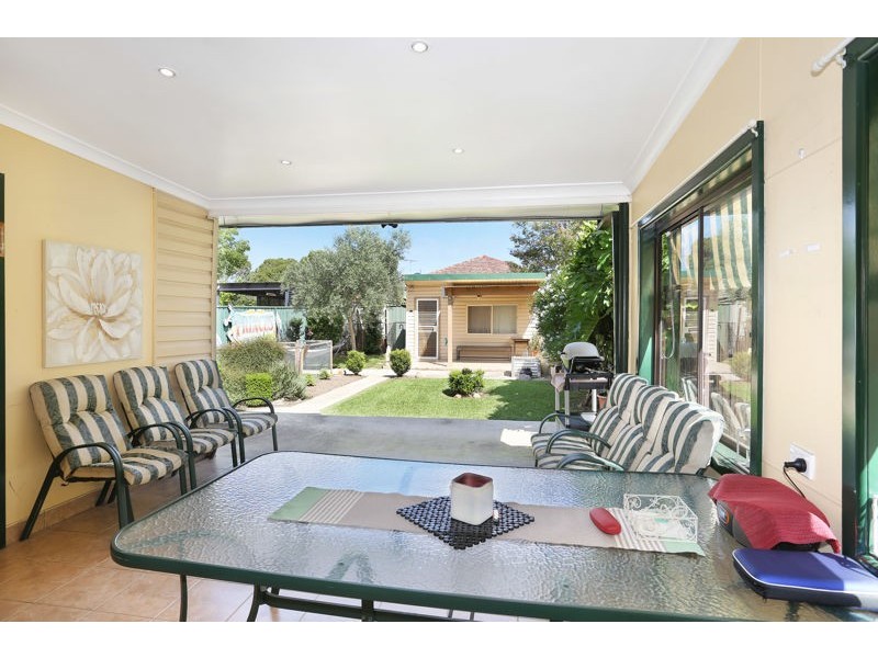 64 Mona St, Auburn NSW 2144