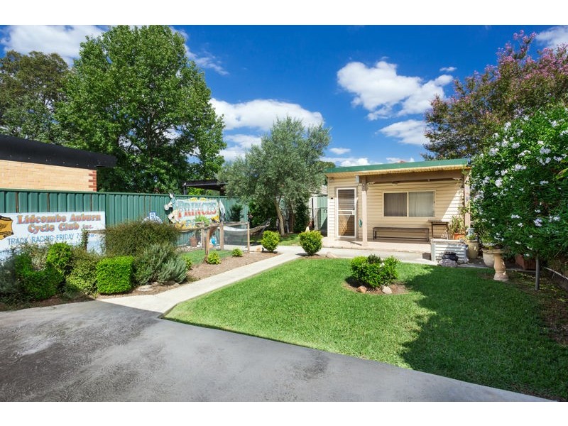 64 Mona St, Auburn NSW 2144