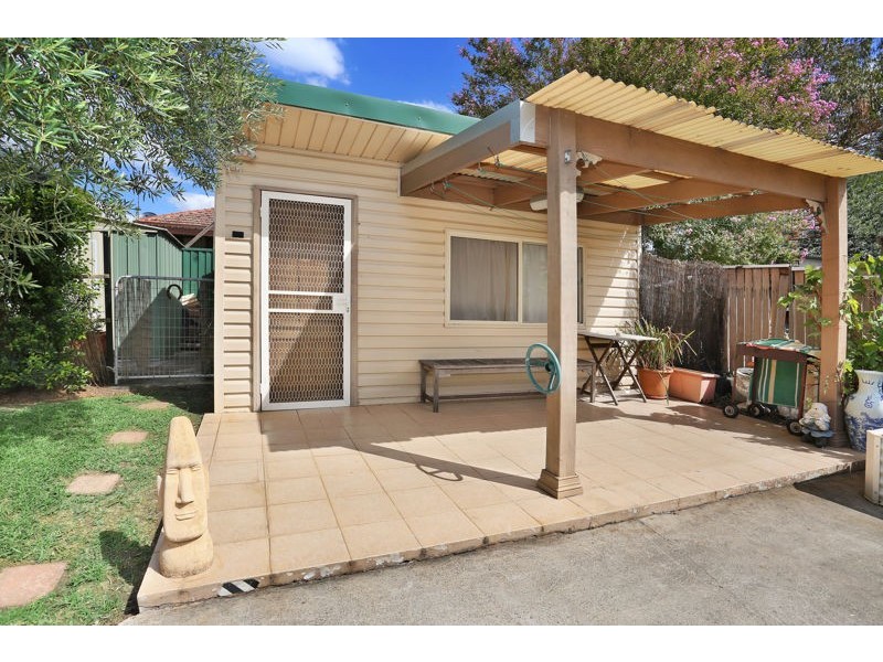 64 Mona St, Auburn NSW 2144