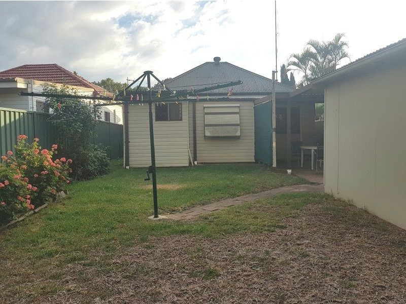 4 Australia St, Merrylands NSW 2160