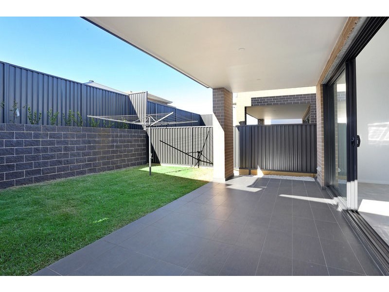 3a Farm Cove Street, Gregory Hills NSW 2557