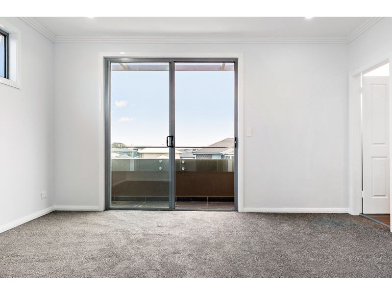3b Farm Cove Street, Gregory Hills NSW 2557