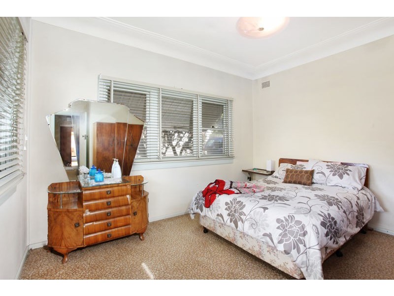 86 Fourth Avenue, Berala NSW 2141