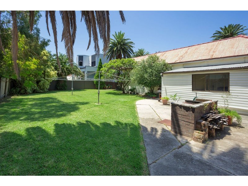 23 Angus Ave, Auburn NSW 2144