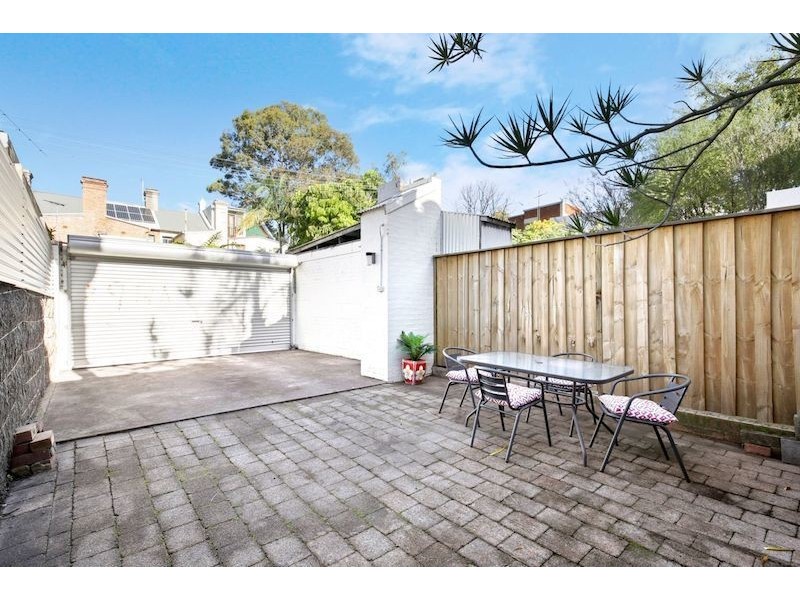 2/398A Abercrombie Street, Darlington NSW 2008