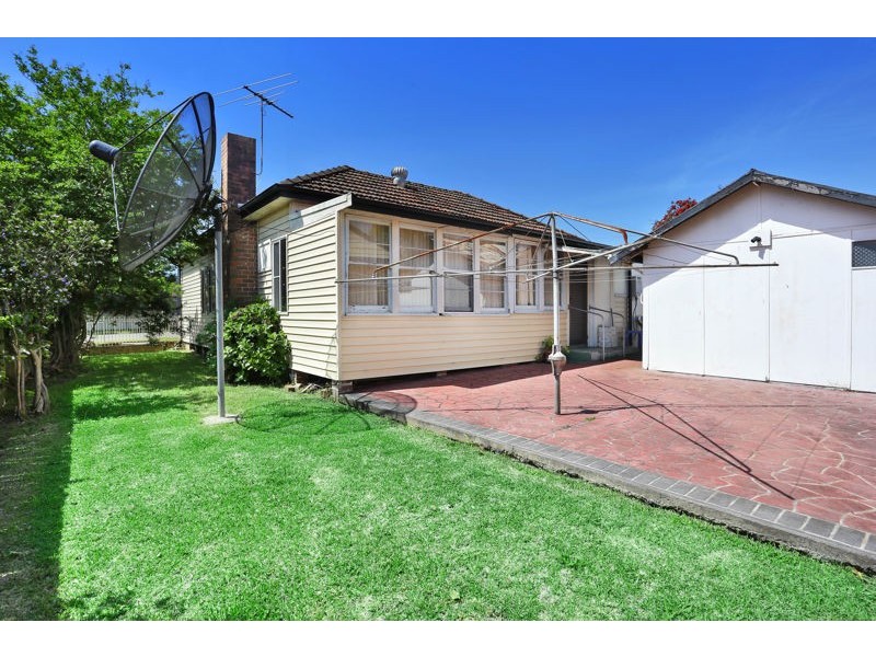 85 Wellington Rd, Auburn NSW 2144