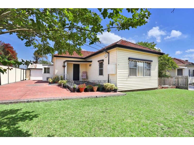 85 Wellington Rd, Auburn NSW 2144
