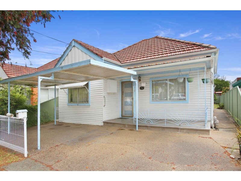 5 Cumberland Rd, Auburn NSW 2144
