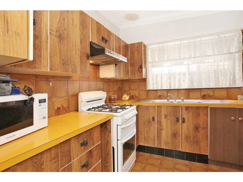 5 Cumberland Rd, Auburn NSW 2144