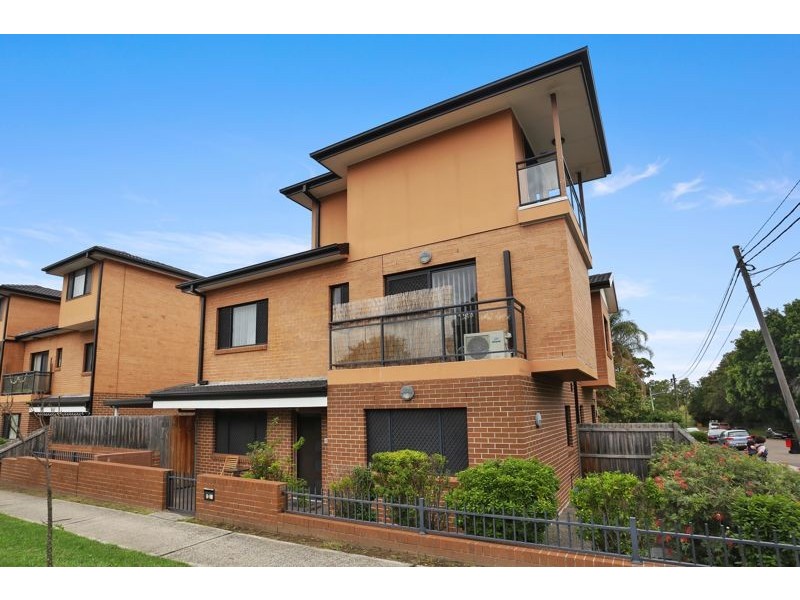 2/21 Melton St, Silverwater NSW 2128