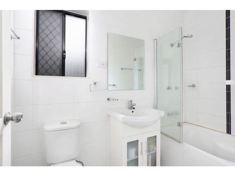 2/21 Melton St, Silverwater NSW 2128